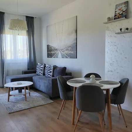 Appartement Lola Ii Palić