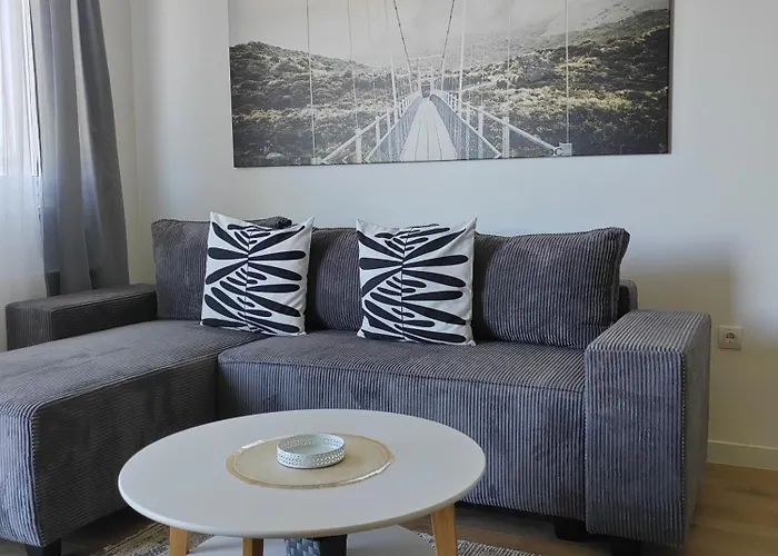 Lola Ii Apartament *